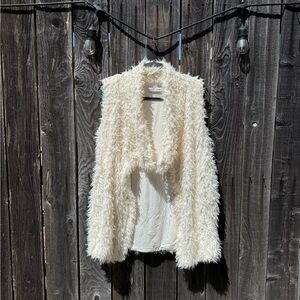 Bishop + Young Ivory White Cardigan Style Faux Fur Vest Hip Length Size XS